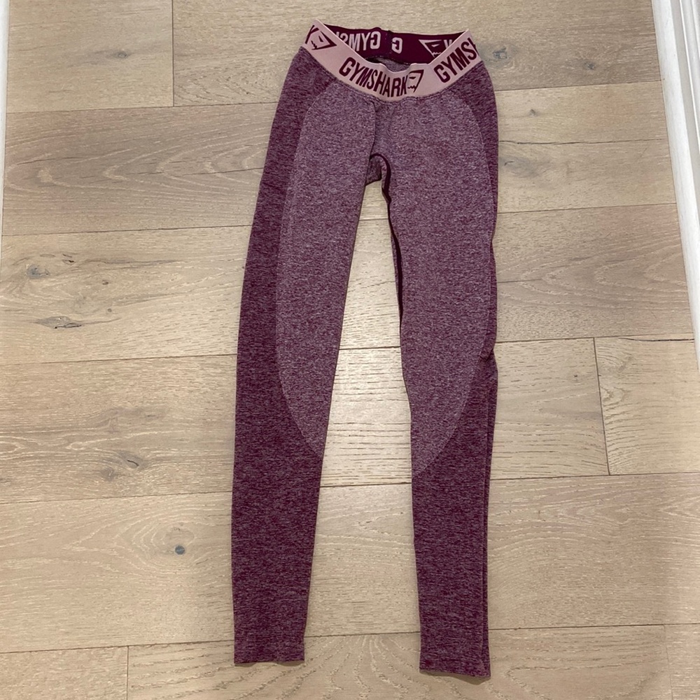 GYMSHARK leggings Womans XS with branded waist band